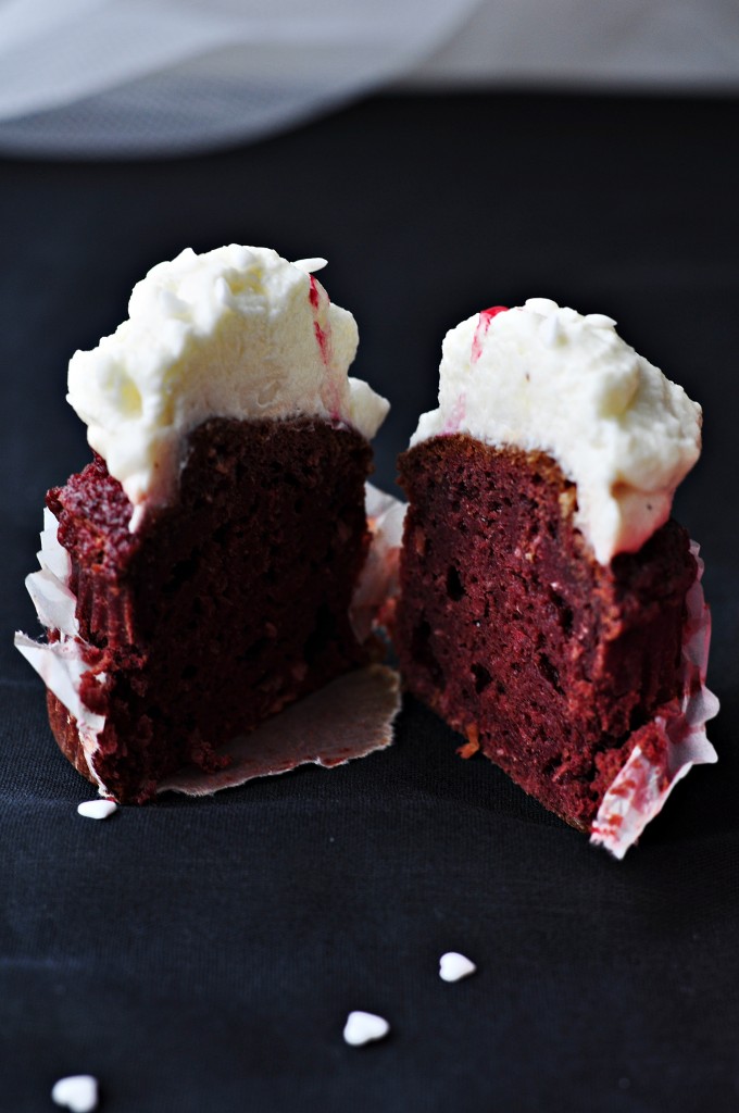 Red Velvet Cupcakes 8