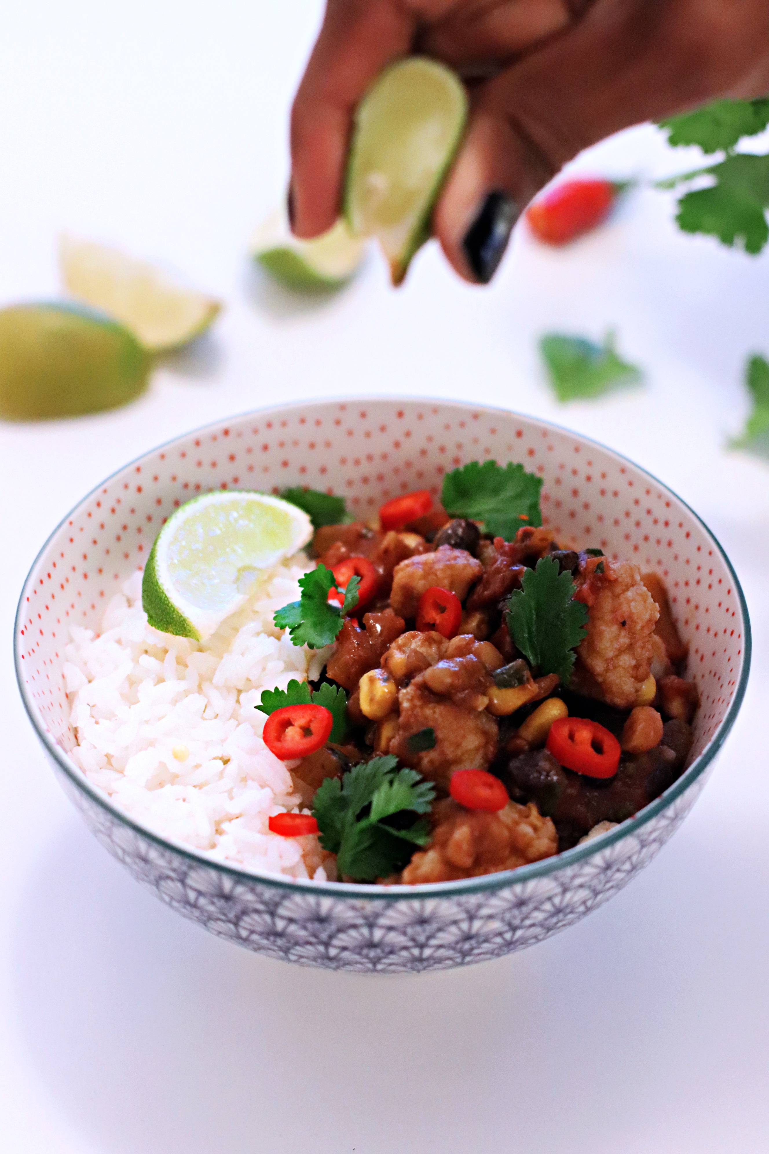 Chili con fagioli, cavolfiore e cioccolato