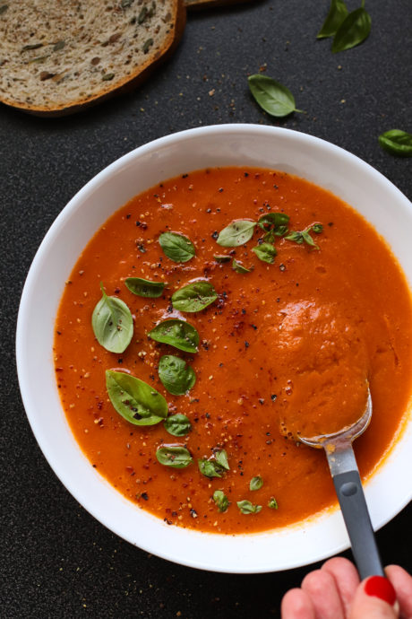 vellutata pomodori e peperoni arrosto lenticchie