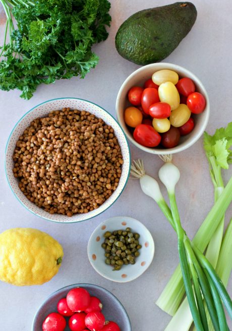 Ingredienti dell'insalatona di lenticchie