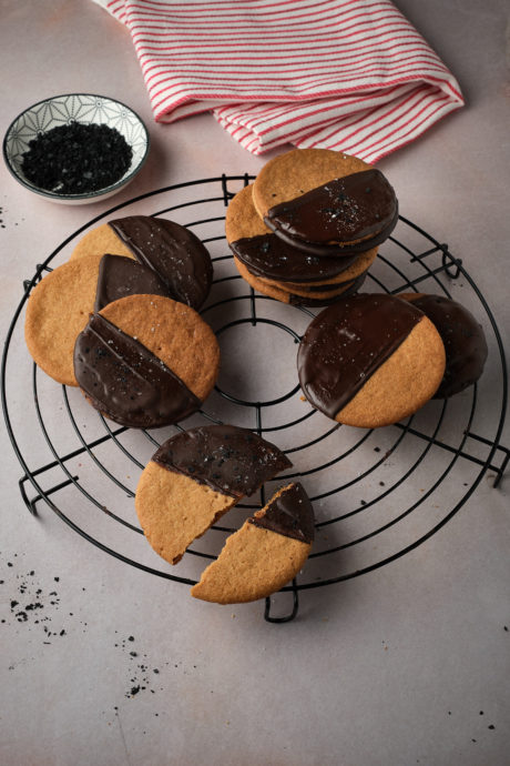 digestive cookies biscotti cioccolato 