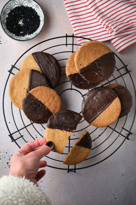 digestive cookies biscotti cioccolato 