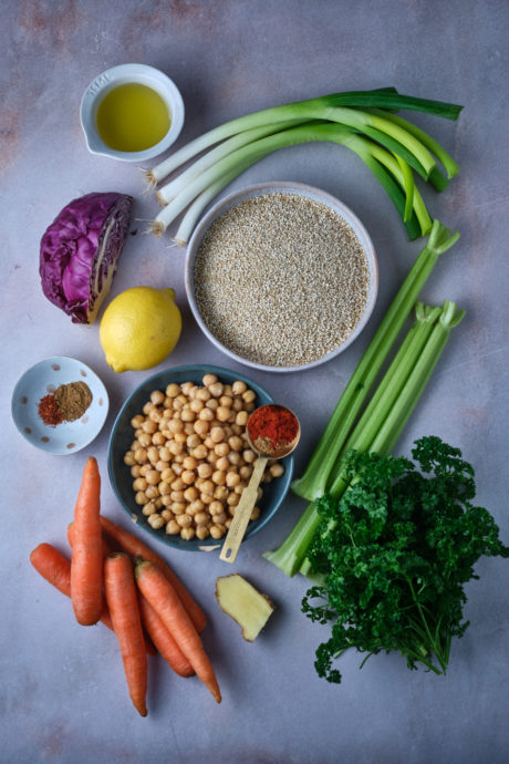 tabbouleh di quinoa con carote arrosto e ceci croccanti